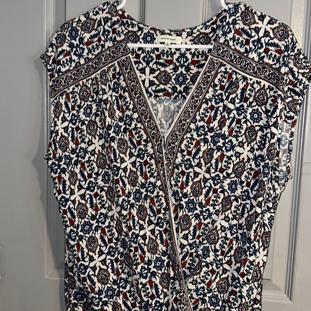 Max Studio White Floral Paisley Print Cap Sleeve Blouse